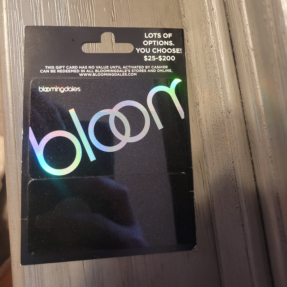 Bloomingdale's gift card